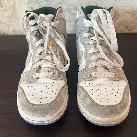 Nike Dunk shoes - Picture 5 of 8